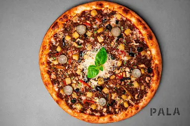 پیتزا بلونیز((Meat and Mushroom Bolognese))